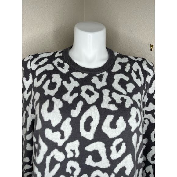 LANE BRYANT Dark Gray & White Leopard Print Crewneck Sweater Size 18 - Picture 3 of 16